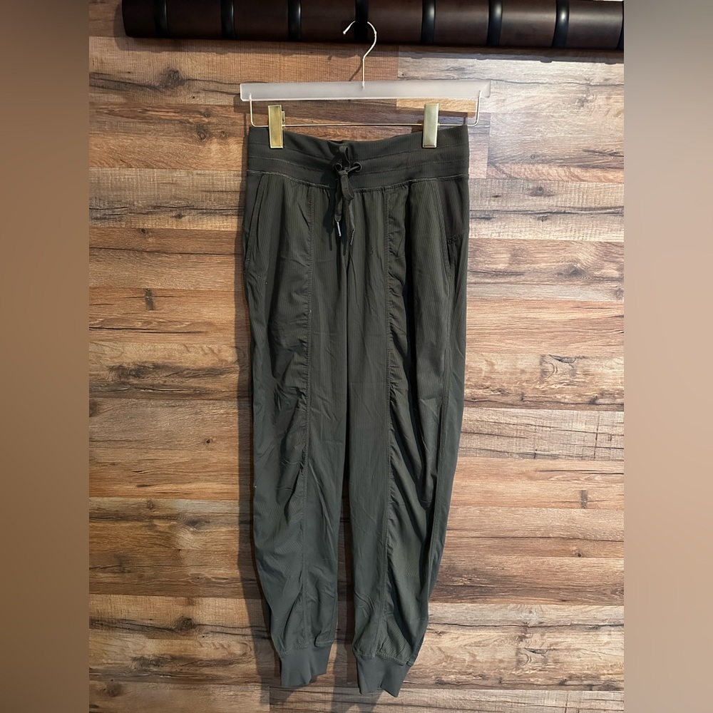 Lululemon Relaxed Fit Pants | Size 4 | Olive Green | Comfortable & Stylish